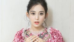 美女明星古力娜扎桌面壁紙