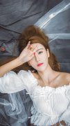 清純美女手機(jī)壁紙