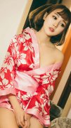 短發(fā)瓜子臉美女和服性感寫真手機壁紙