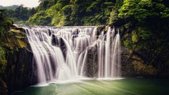 唯美山水風(fēng)景綠色護(hù)眼電腦壁紙