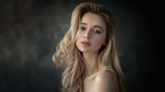 金發(fā)美女高清電腦壁紙