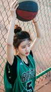 清純球衣美女手機(jī)壁紙