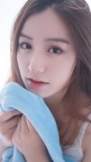 氣質長發(fā)美女高清手機壁紙