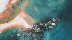 海邊航拍的海灘圖片