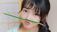 白嫩可愛美少女電腦壁紙